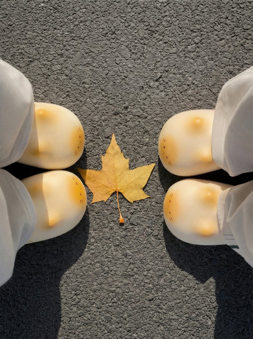 Pawkiee - Cat Paw Print Fluffy Slippers